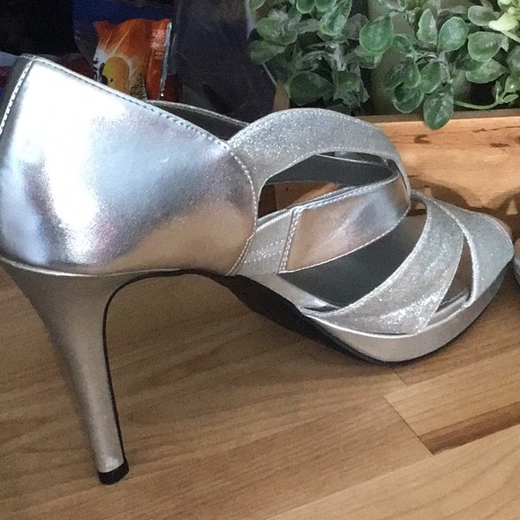 Fioni Night Silver Glitter Metallic High Heels - Picture 6 of 10